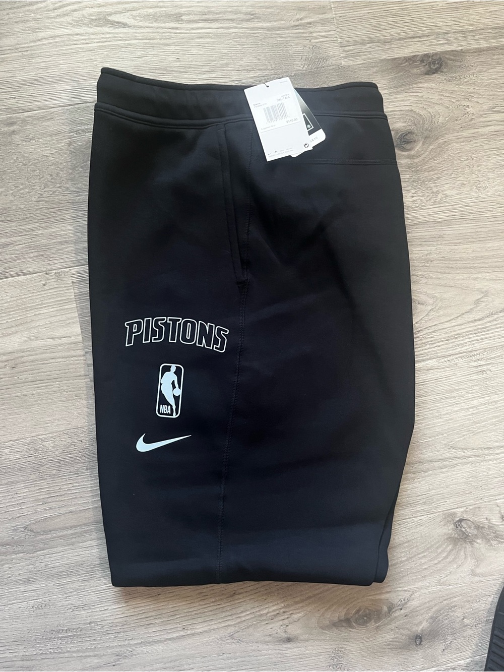 Nike Men Black Pistons Joggers